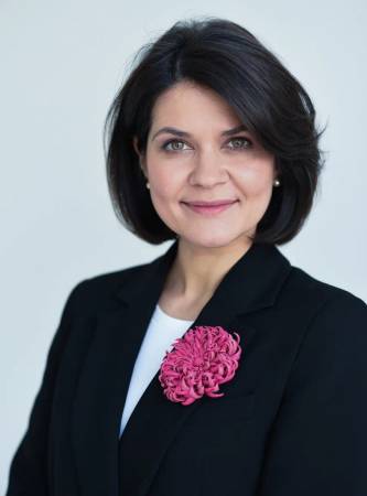 Папаскири Анна